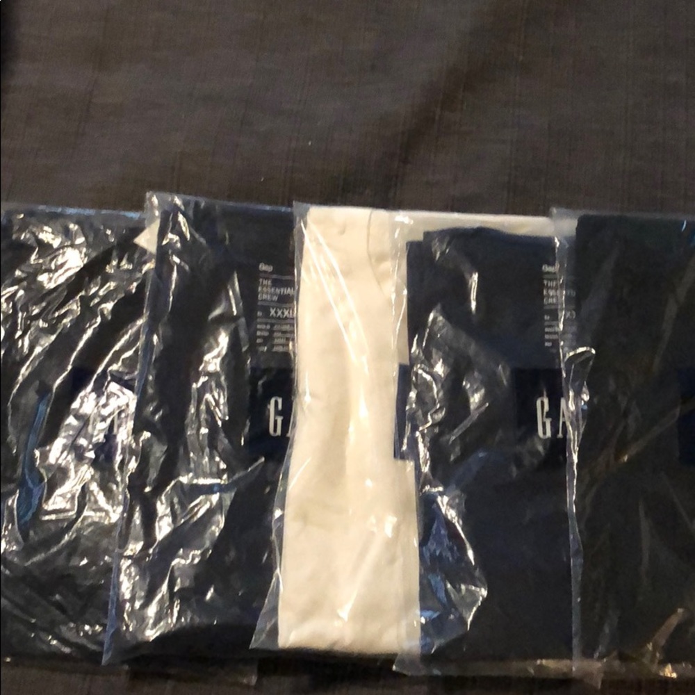 Five (5) GAP LONG SLEVE T SHIRTS SIZE XXXL TALL
